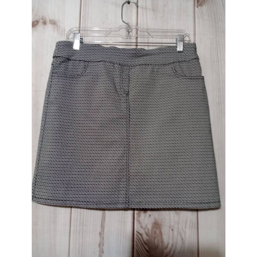 Slim-Sation by Multiples Women Black White Geometric Pull On Skort Size 14